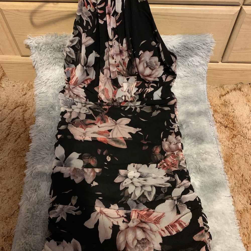 Fashion to figure floral dress